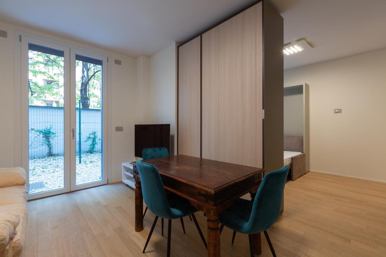 Appartement Cozy Flat With Parking à Milan Extérieur photo