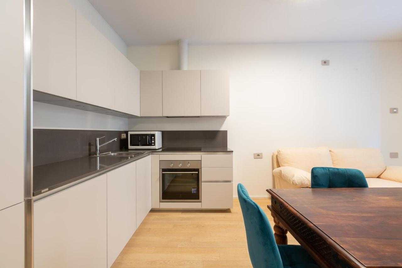 Appartement Cozy Flat With Parking à Milan Extérieur photo